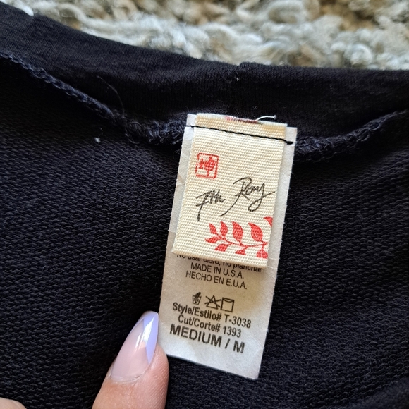 7th Ray | Black bat wing fuzzy arms women's crew neck sweater - Picture 8 of 9